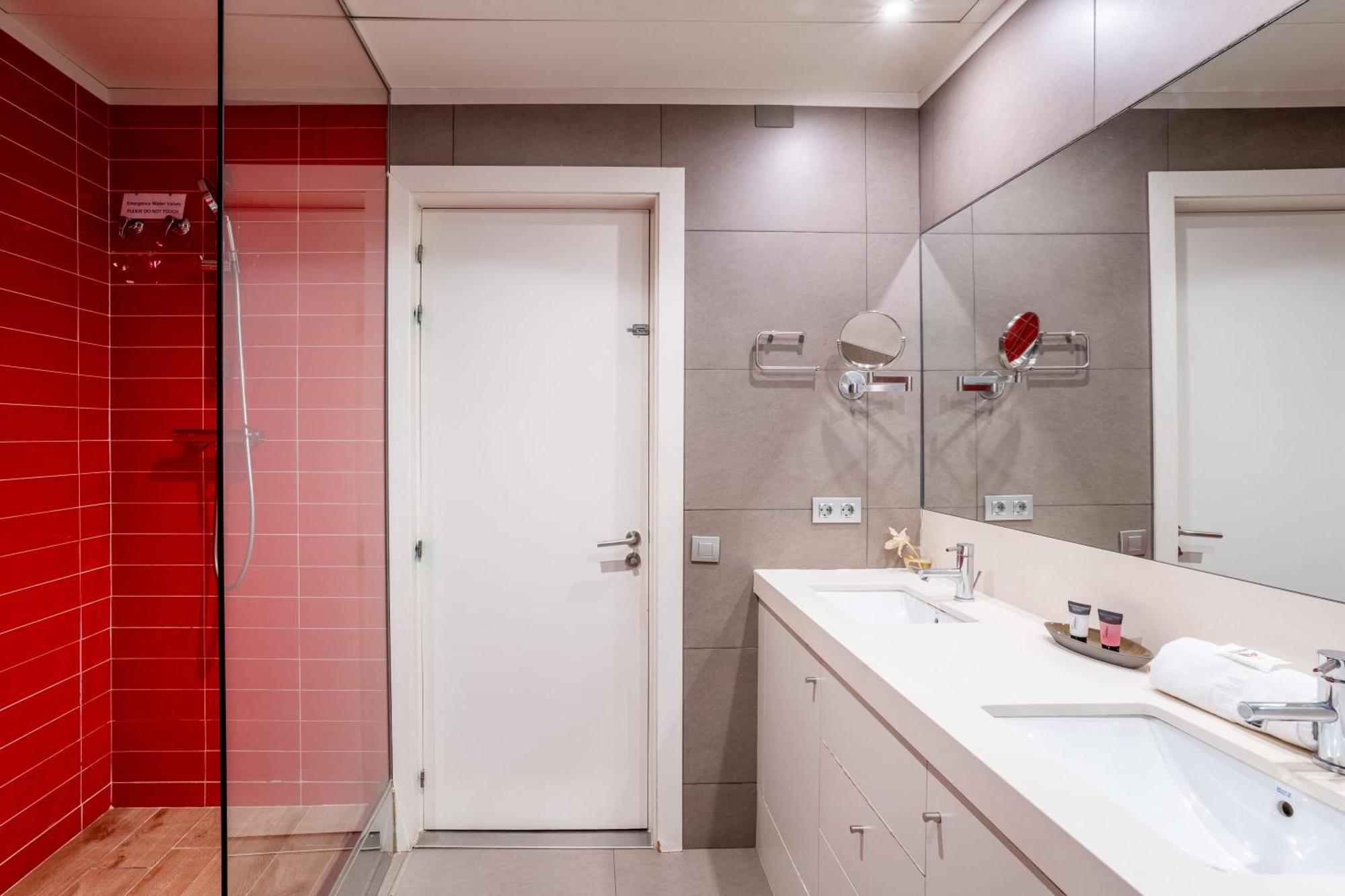 Apartment Classy 3bed 3bath In Eixample Barcelona