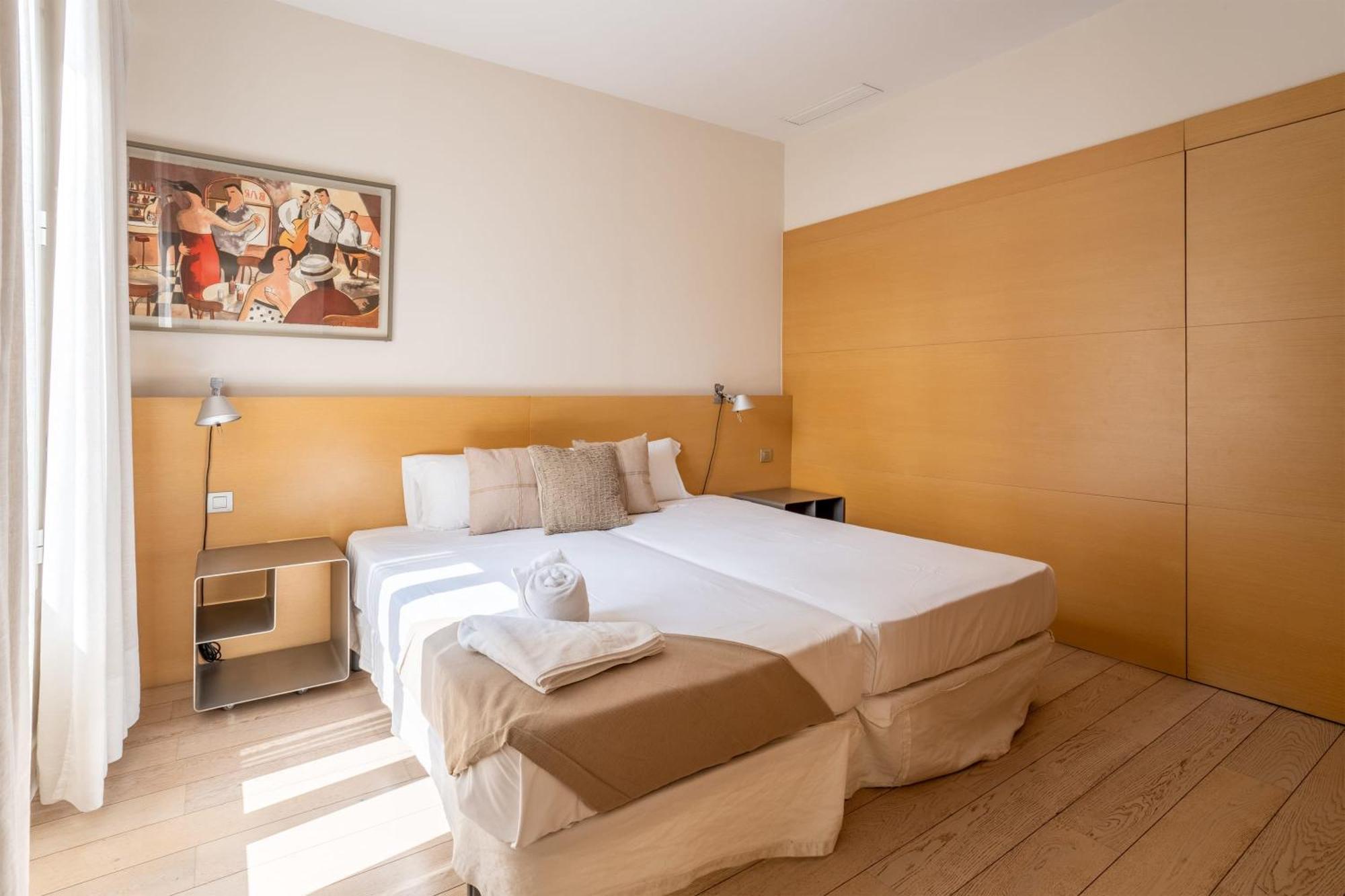 Apartment Classy 3bed 3bath In Eixample Barcelona