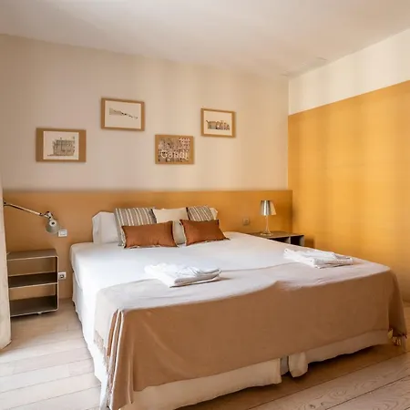 Classy 3Bed 3Bath Apartment In Eixample Barcelona Exterior photo