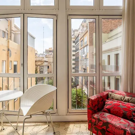Classy 3Bed 3Bath Apartment In Eixample Barcelona Exterior photo